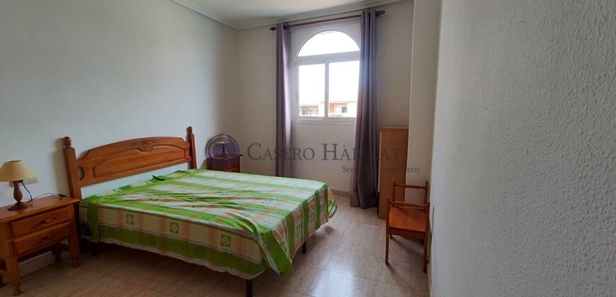 APARTAMENTO  PRIMERA LINEA MAR, PISCINA Y GARAJE