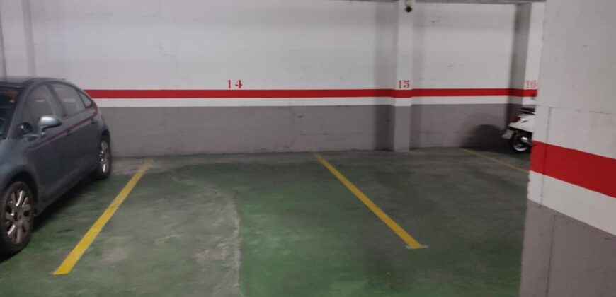 PLAZA PARKING (2 RALLAS)